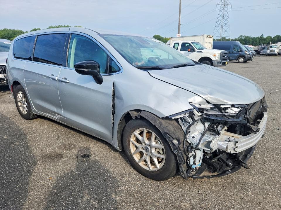 2024 CHRYSLER PACIFICA TOURING L 4