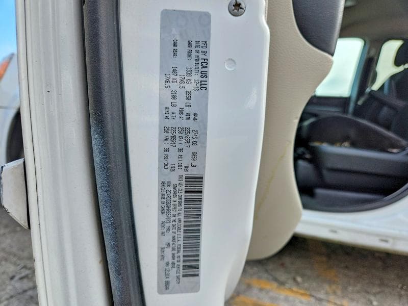 2017 DODGE GRAND CARAVAN SE 13