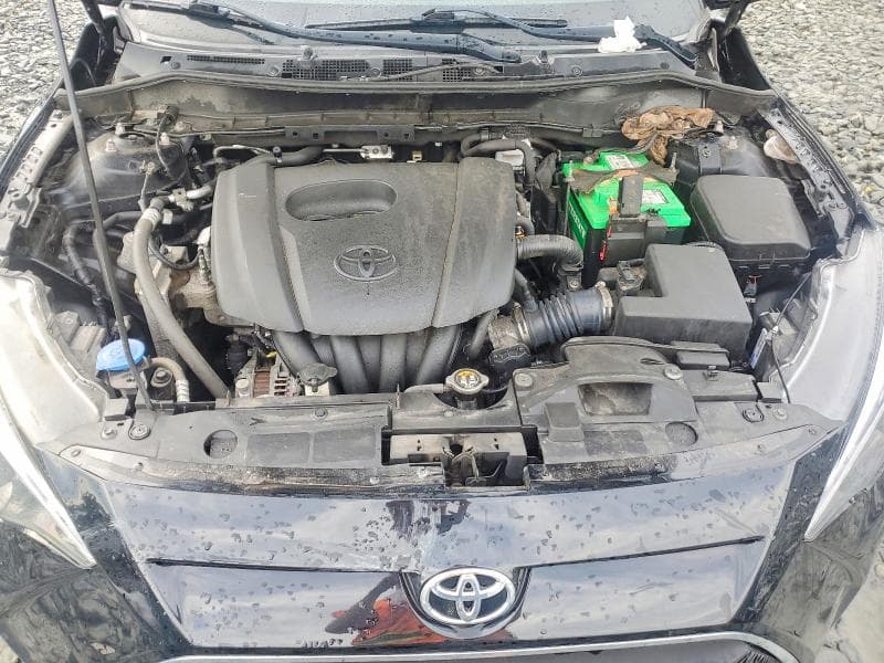 2019 TOYOTA YARIS LE 11