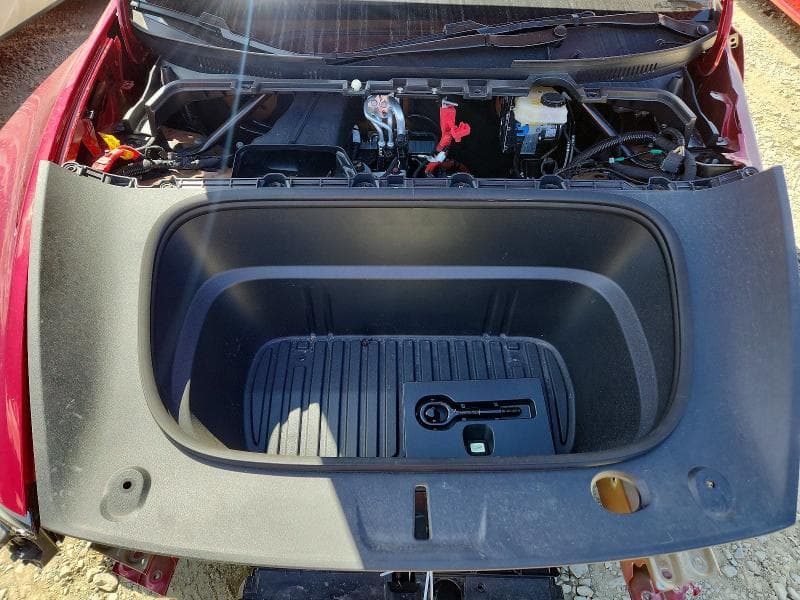 2026 TESLA MODEL Y 12