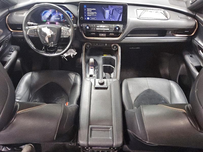2024 TOYOTA GRAND HIGHLANDER HYBRID MAX PLATINUM 8