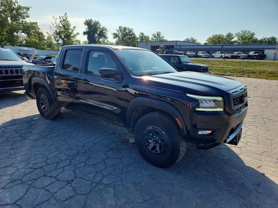 2026 NISSAN FRONTIER PRO-4X 4