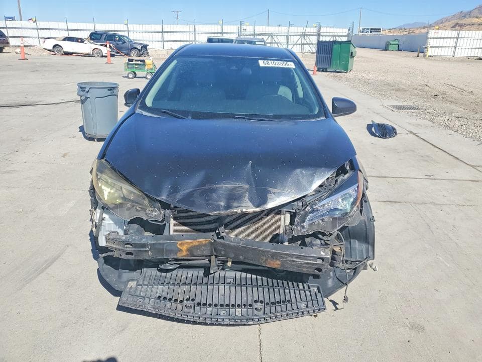 2018 TOYOTA COROLLA LE 5