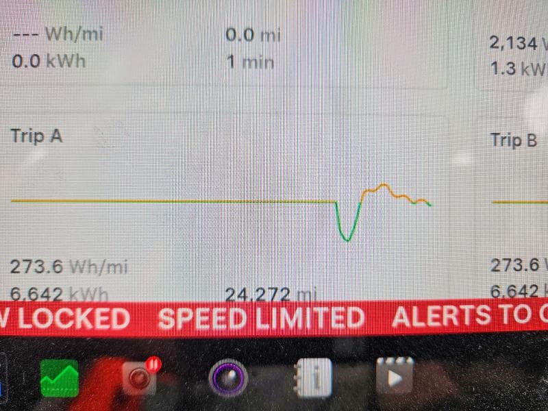 2025 TESLA MODEL Y 9
