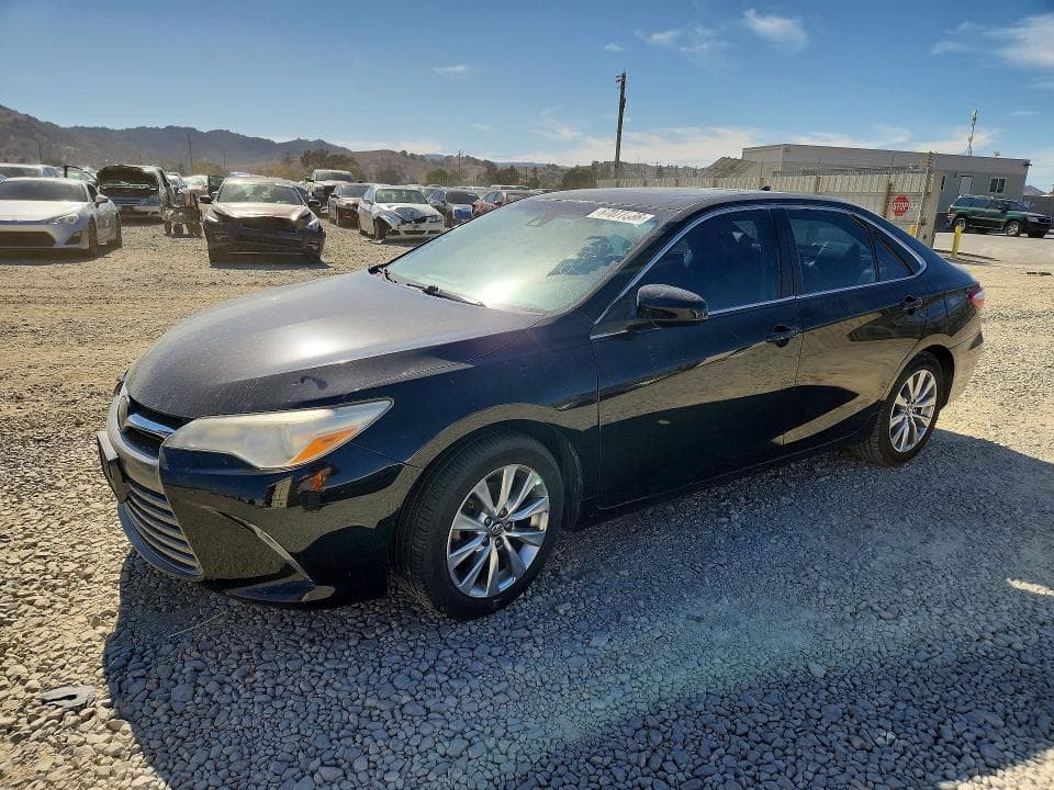 2017 TOYOTA CAMRY LE