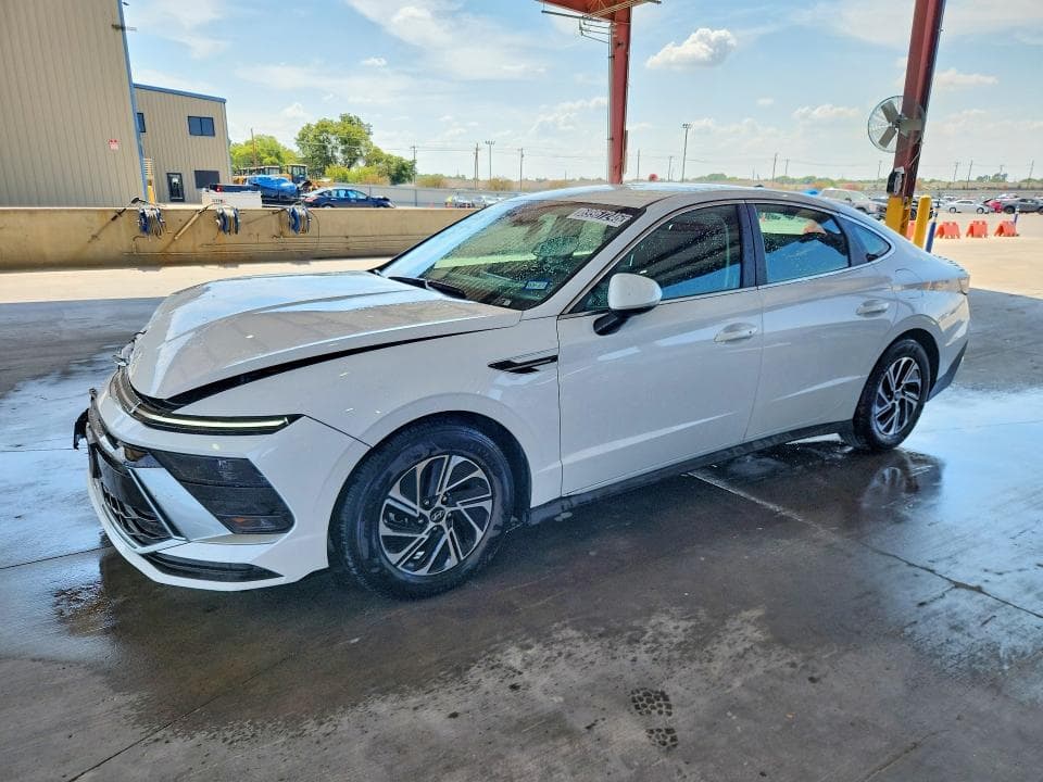 2026 HYUNDAI SONATA HYBRID BLUE