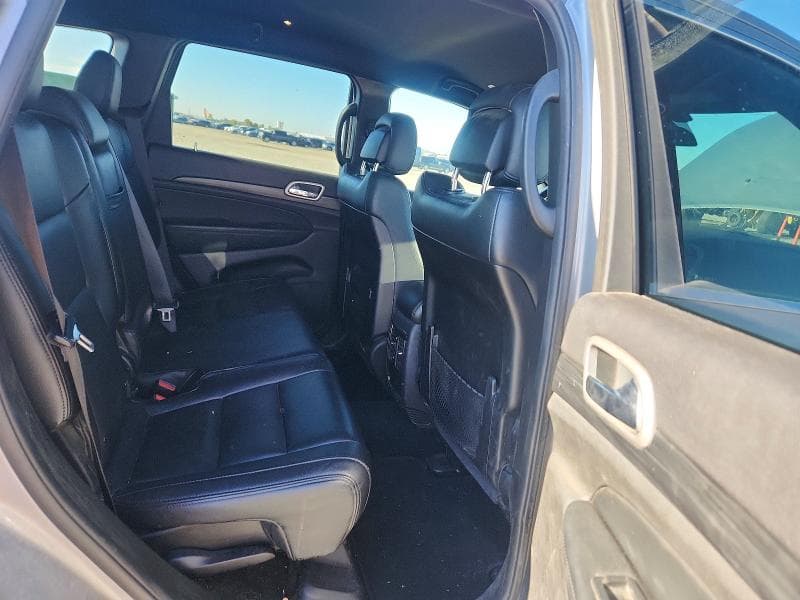 2020 JEEP GRAND CHEROKEE LAREDO 11