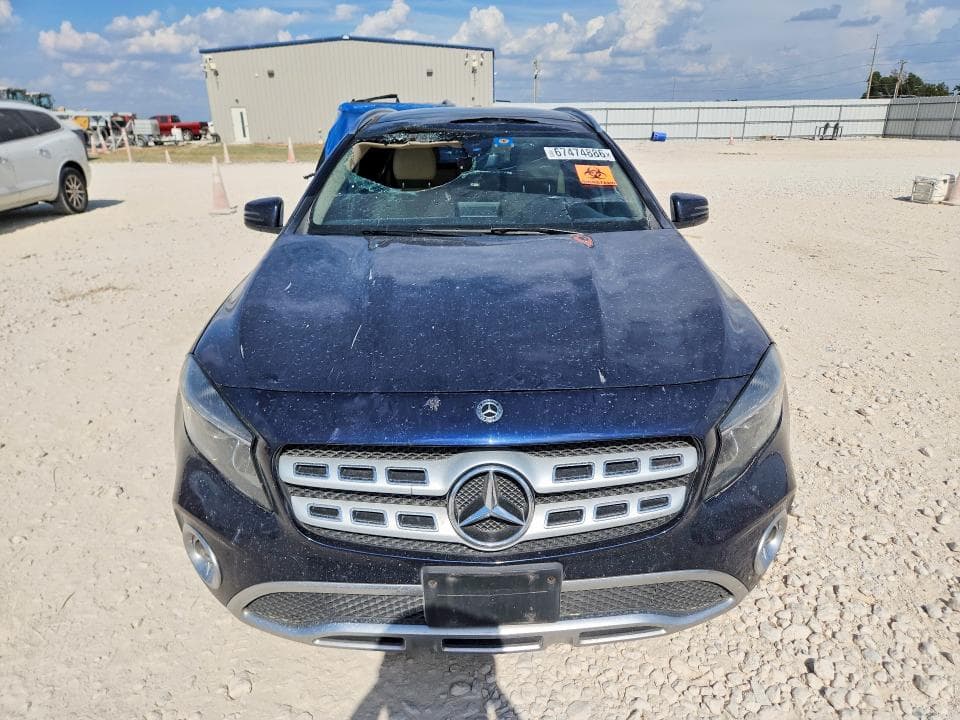 2018 MERCEDES-BENZ GLA 250 4MATIC 5
