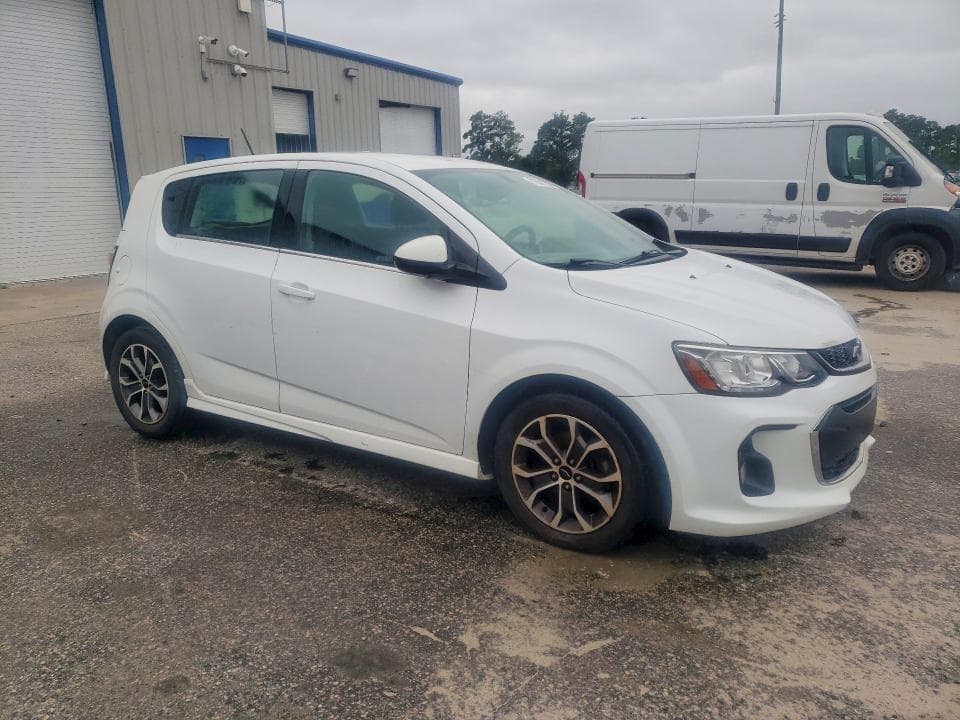 2019 CHEVROLET SONIC LT 4