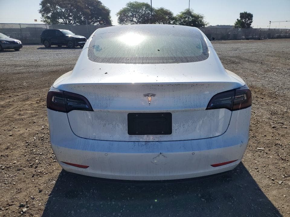 2020 TESLA MODEL 3 6