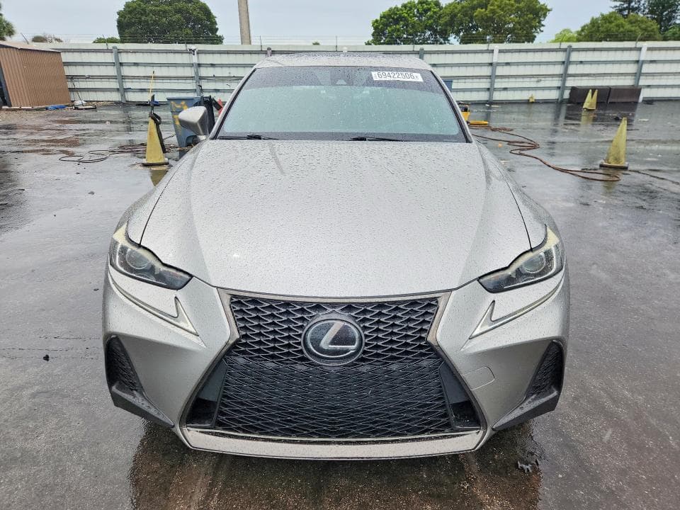 2018 LEXUS IS 300 5