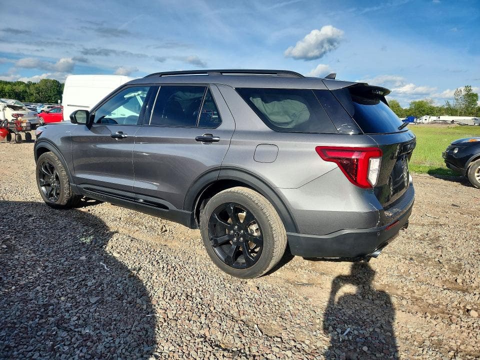 2023 FORD EXPLORER ST-LINE 2