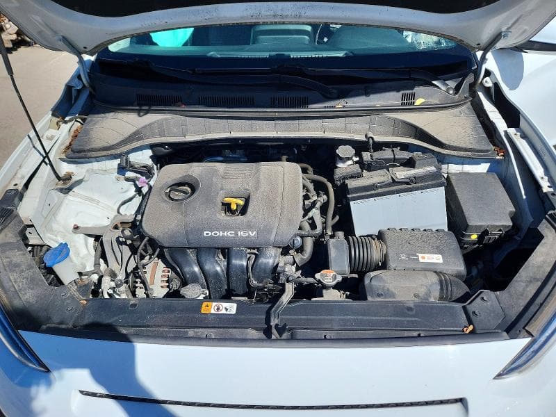 2020 HYUNDAI KONA SEL 12