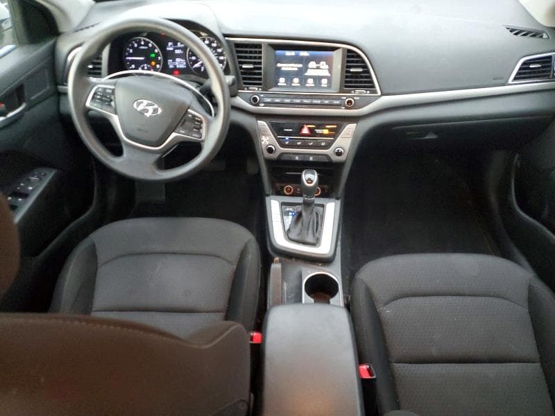 2018 HYUNDAI ELANTRA SE 8