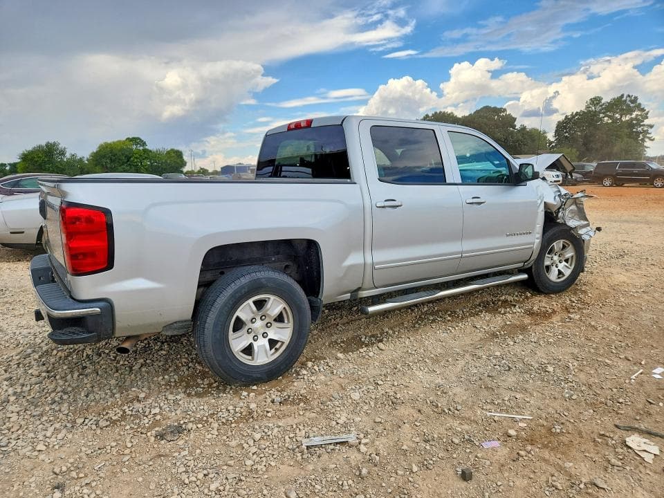 2018 CHEVROLET SILVERADO C1500 LT 3