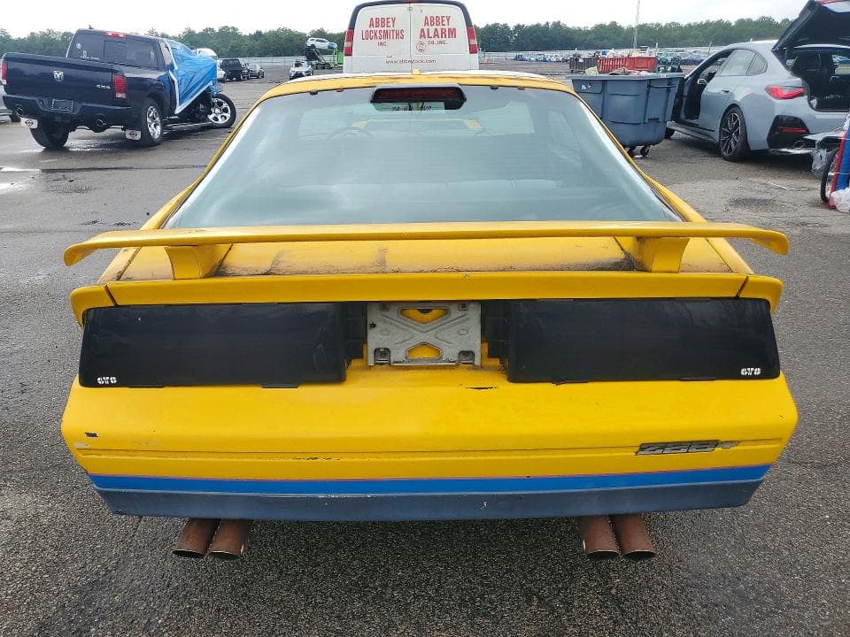 1984 CHEVROLET CAMARO 6