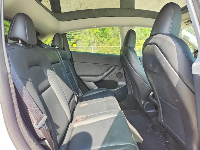 2023 TESLA MODEL Y 10