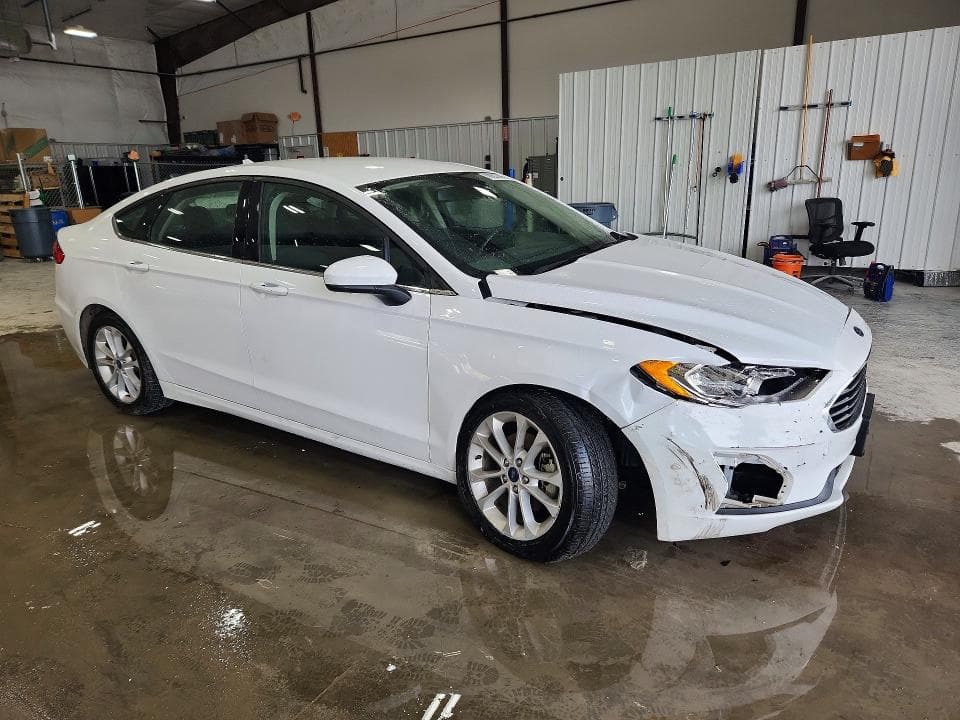2020 FORD FUSION SE 4