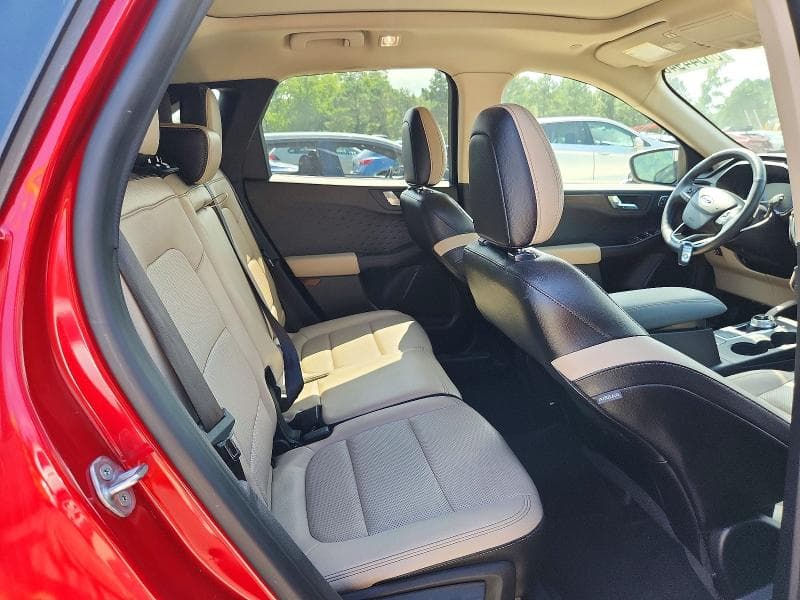 2020 FORD ESCAPE TITANIUM 10