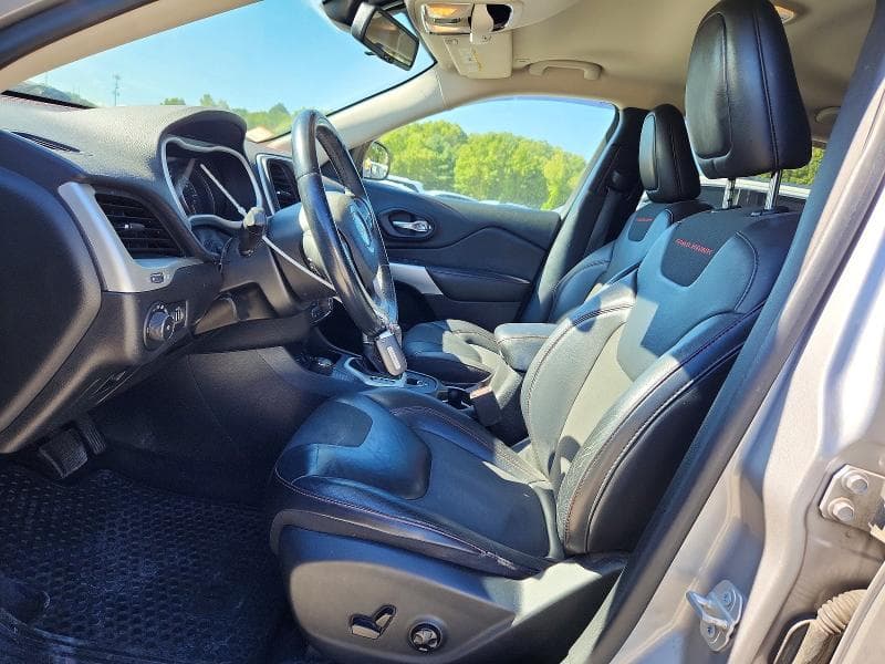 2018 JEEP CHEROKEE TRAILHAWK 7
