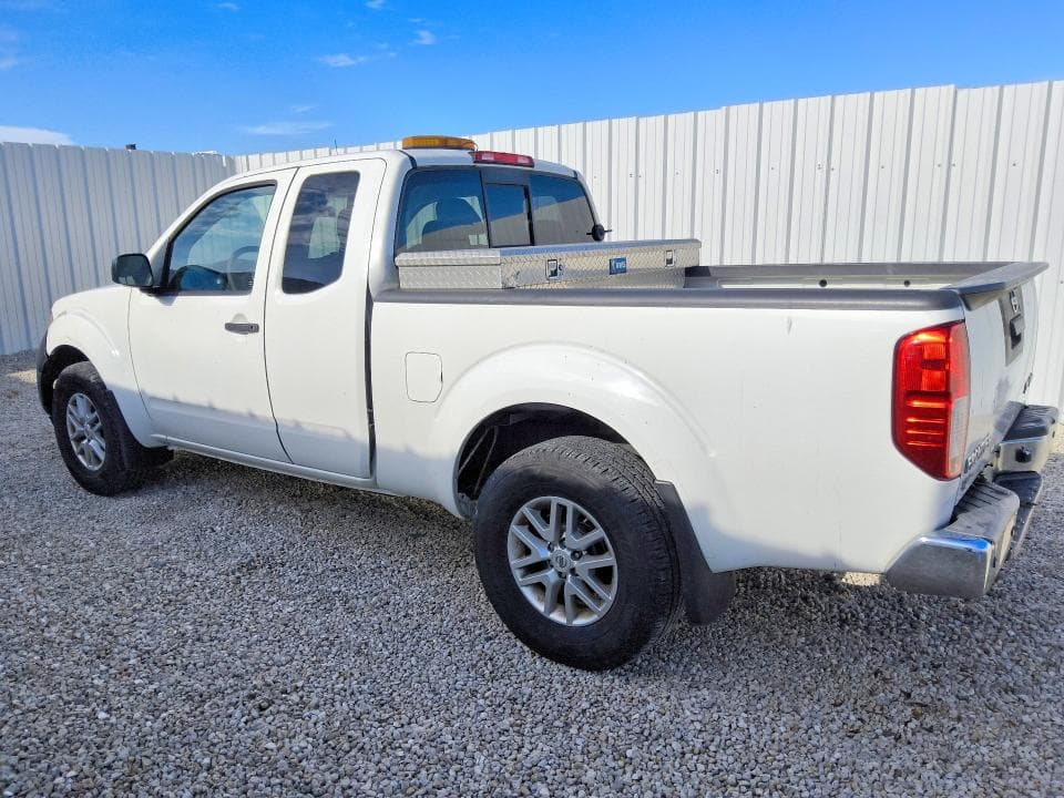 2017 NISSAN FRONTIER SV V6 2