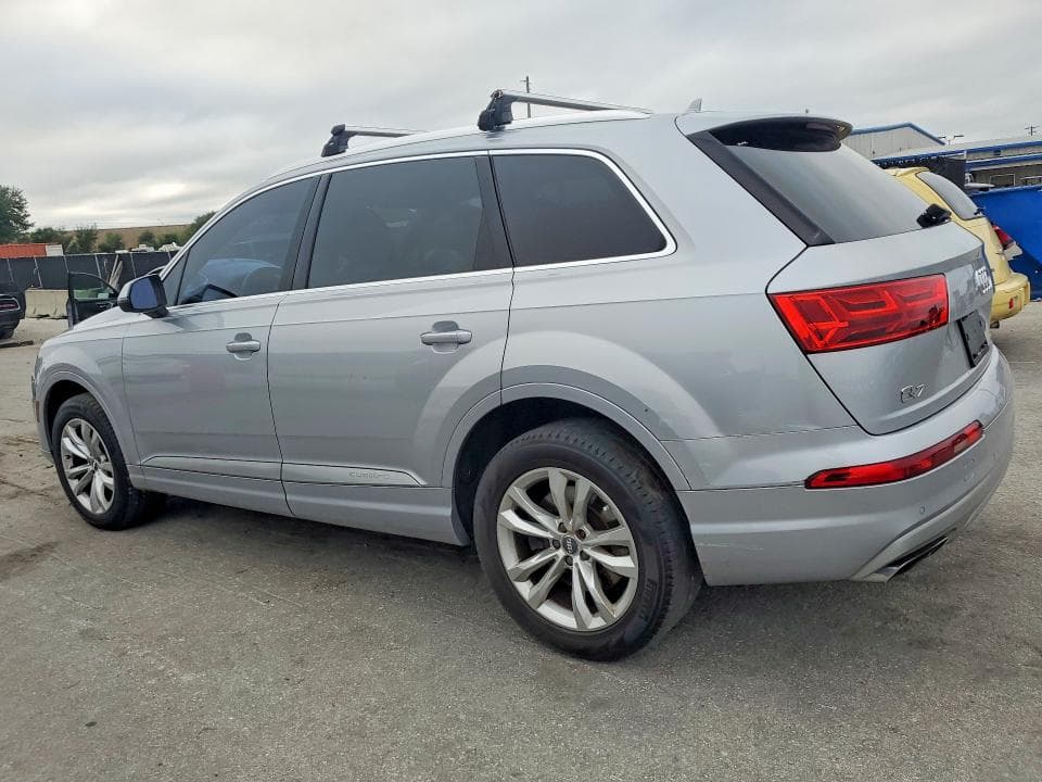 2017 AUDI Q7 PREMIUM 2