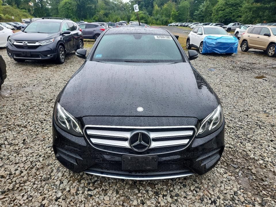2017 MERCEDES-BENZ E 300 4MATIC 5