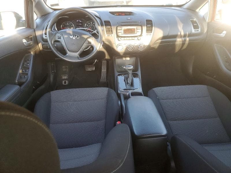 2017 KIA FORTE LX 8