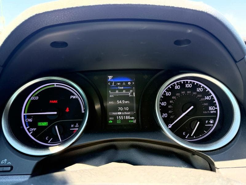 2022 TOYOTA CAMRY LE 8