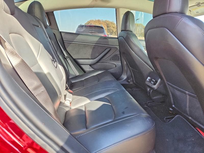 2018 TESLA MODEL 3 10