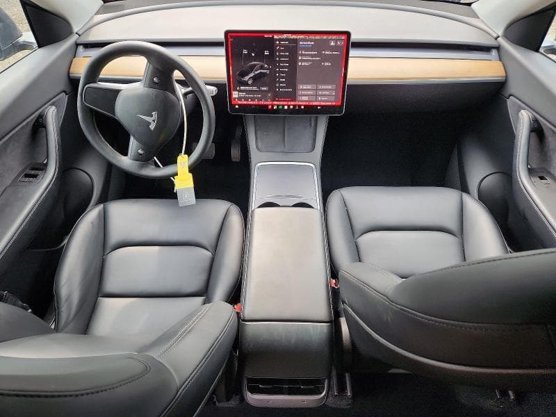2022 TESLA MODEL Y 8