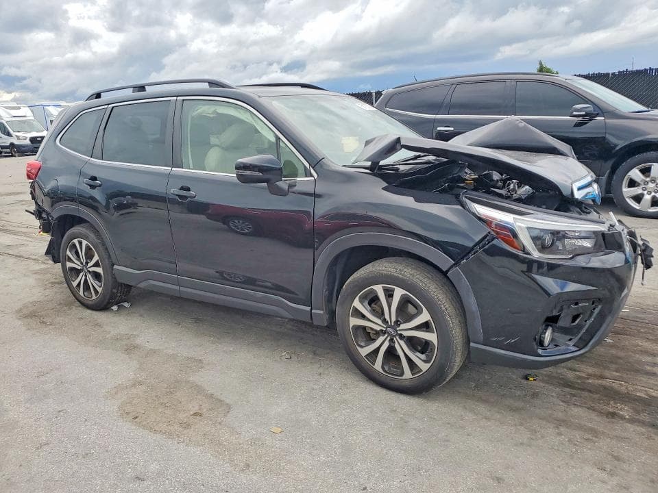 2021 SUBARU FORESTER LIMITED 4