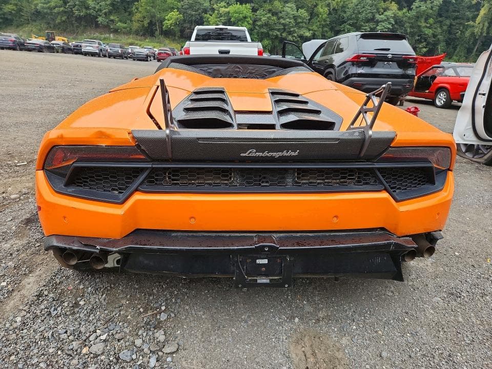 2017 LAMBORGHINI HURACAN 6