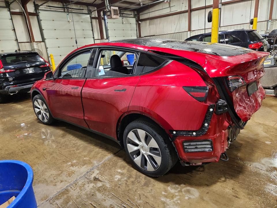 2024 TESLA MODEL Y 2