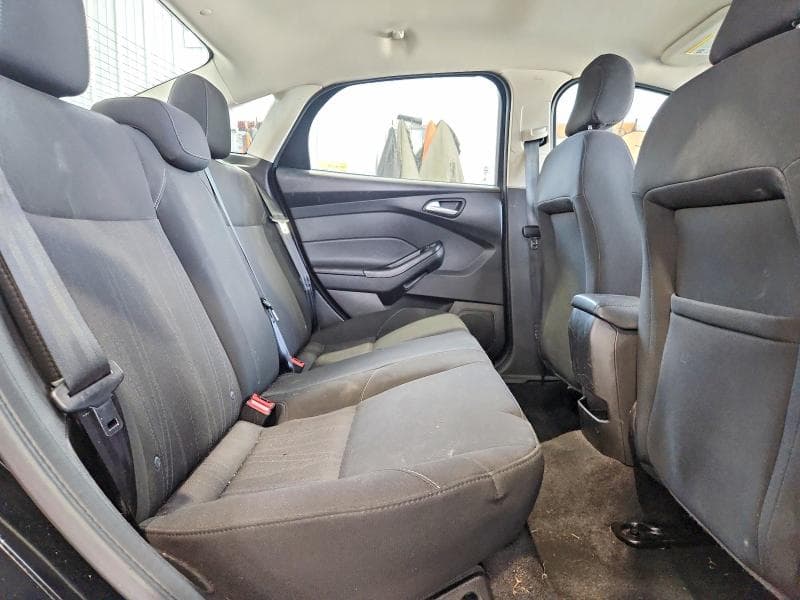2018 FORD FOCUS SE 10