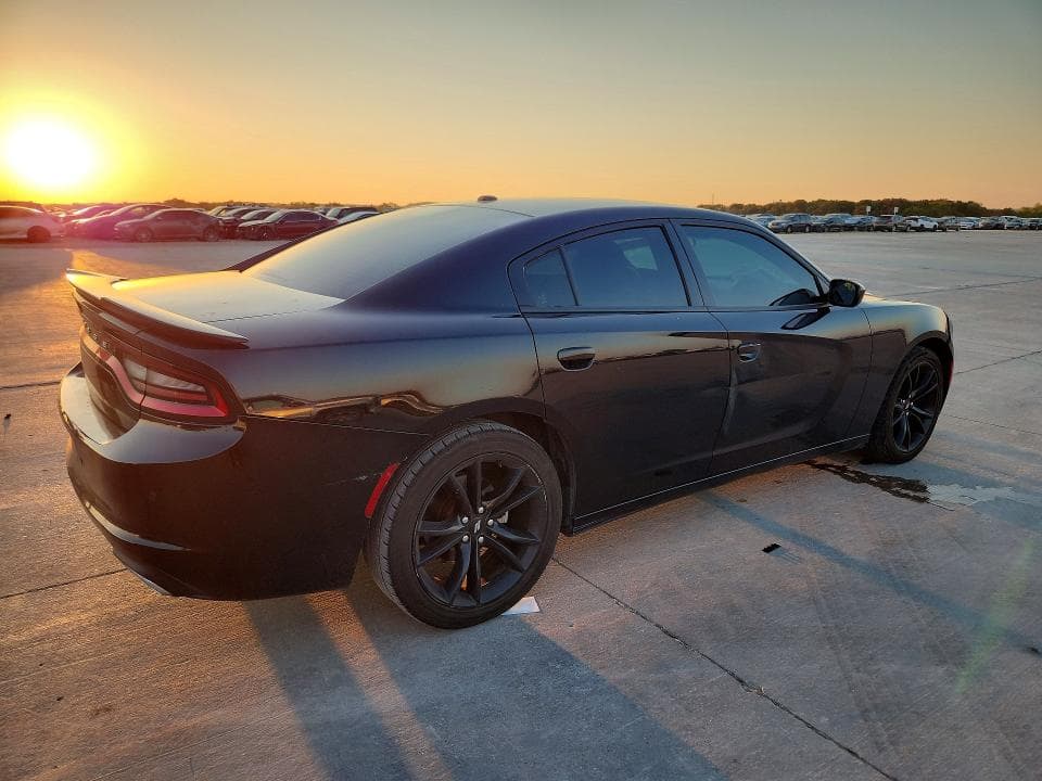 2018 DODGE CHARGER SXT 3
