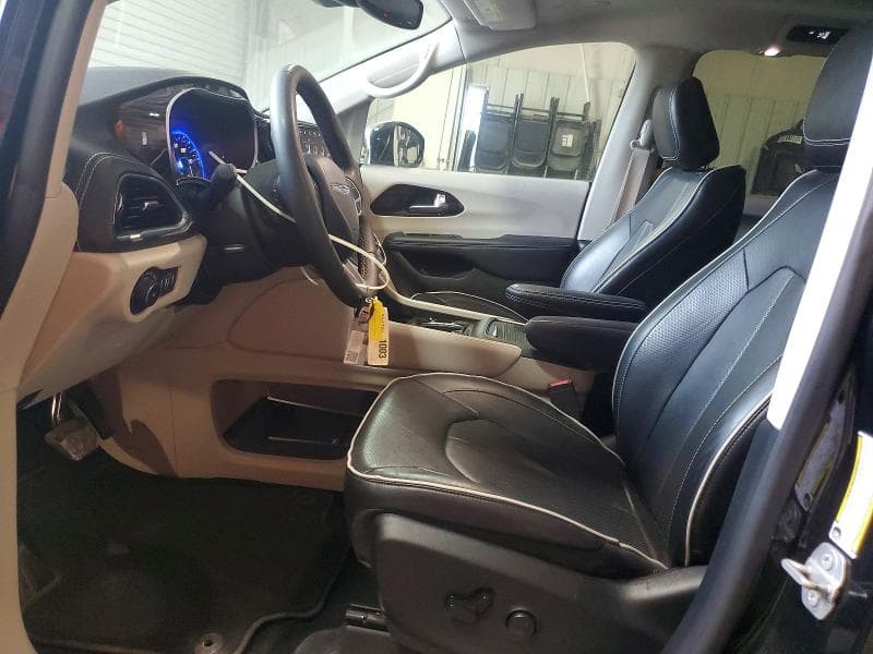 2023 CHRYSLER PACIFICA LIMITED 7