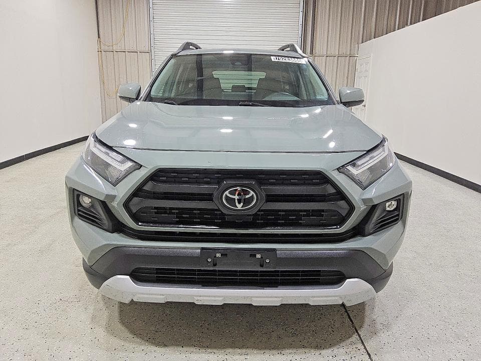 2022 TOYOTA RAV4 ADVENTURE 5