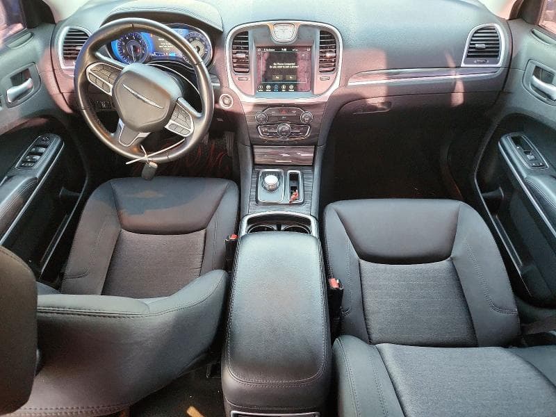 2020 CHRYSLER 300 TOURING 8