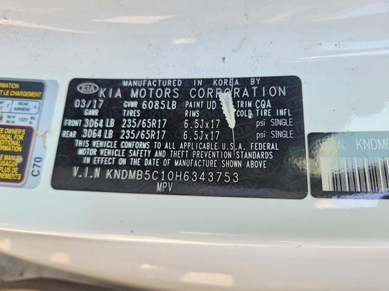 2017 KIA SEDONA LX 13