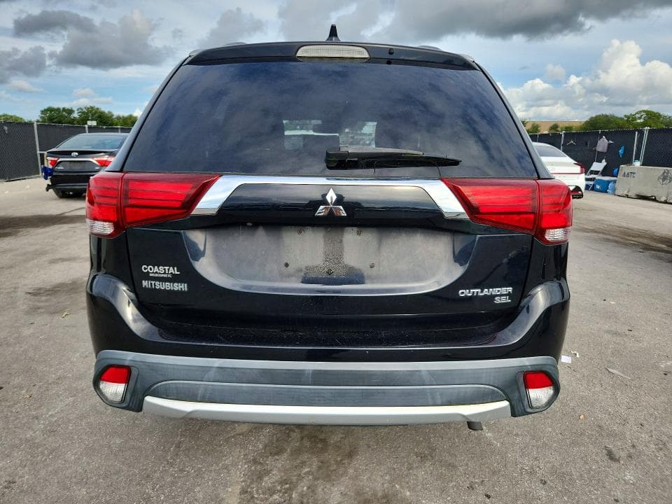 2017 MITSUBISHI OUTLANDER SE 6