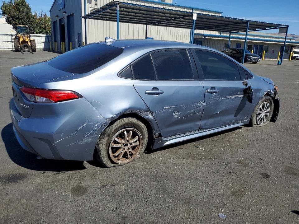2022 TOYOTA COROLLA LE 3
