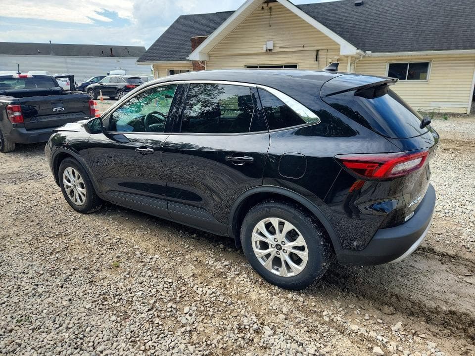 2023 FORD ESCAPE ACTIVE 2