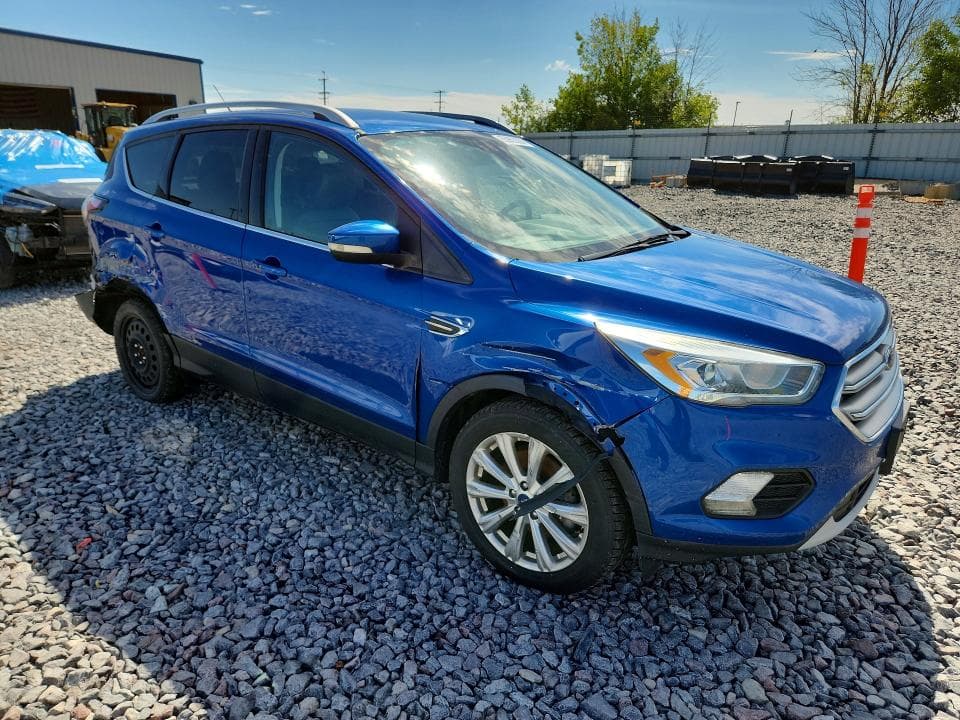 2017 FORD ESCAPE TITANIUM 4
