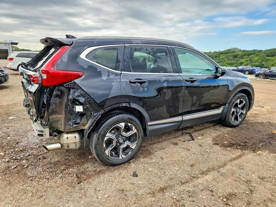 2017 HONDA CR-V TOURING 3