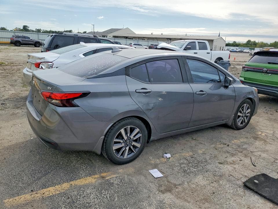 2020 NISSAN VERSA SV 3