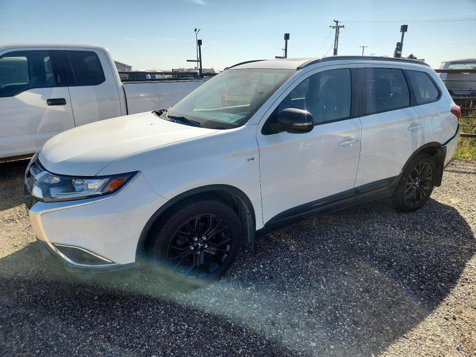 2018 MITSUBISHI OUTLANDER SE