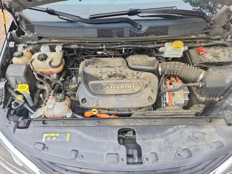 2018 CHRYSLER PACIFICA HYBRID LIMITED 12