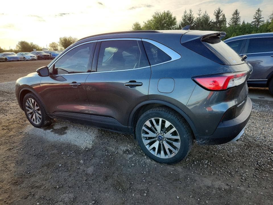 2020 FORD ESCAPE TITANIUM 2