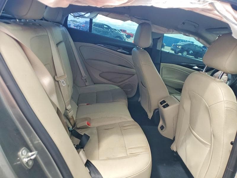 2018 BUICK REGAL ESSENCE 10